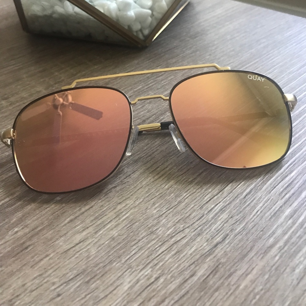 Quay "to be seen" sunnies